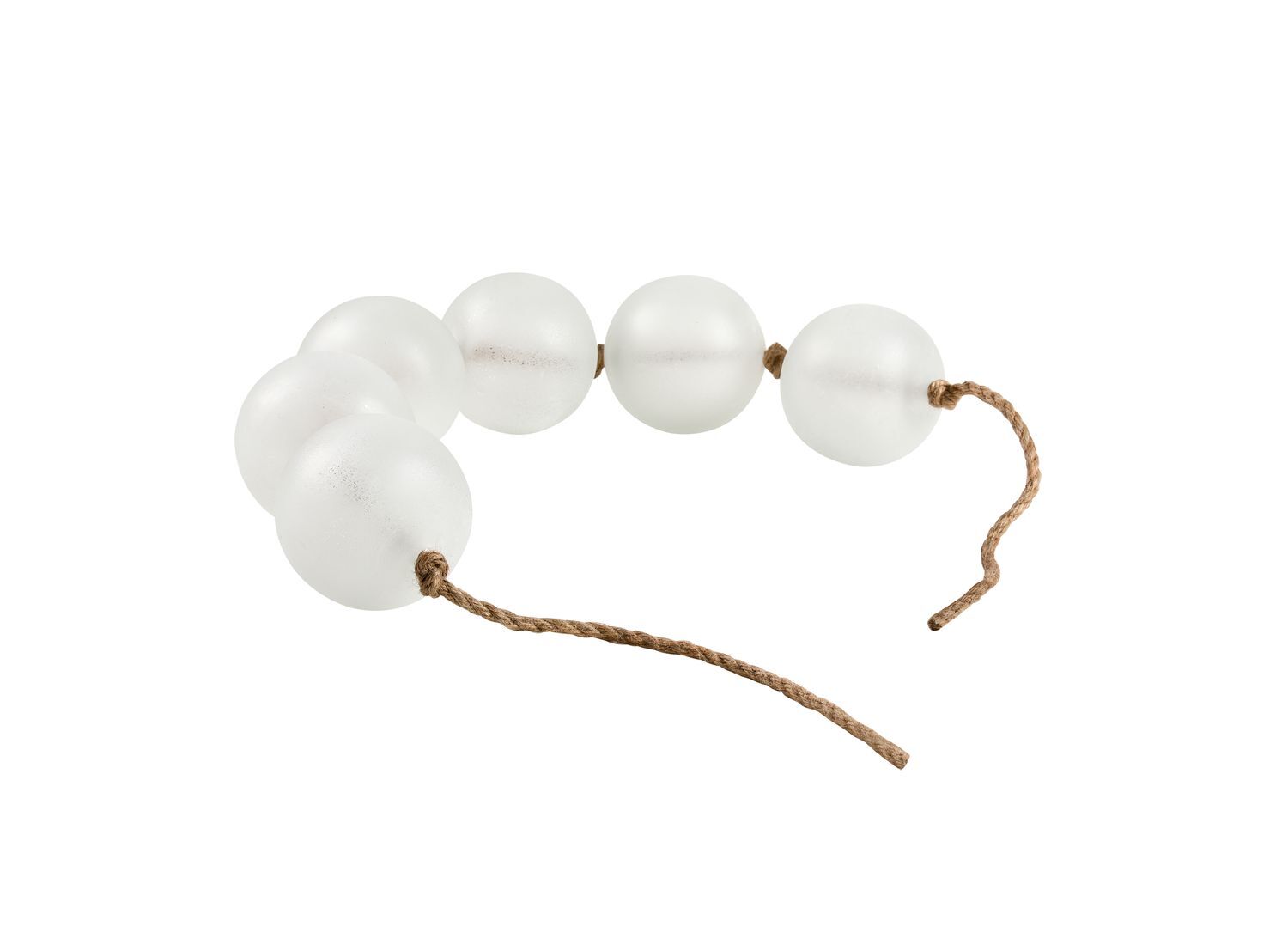 White Seaglass Floats and Rope Accent Decor White Seaglass Floats and Rope Accent Decor